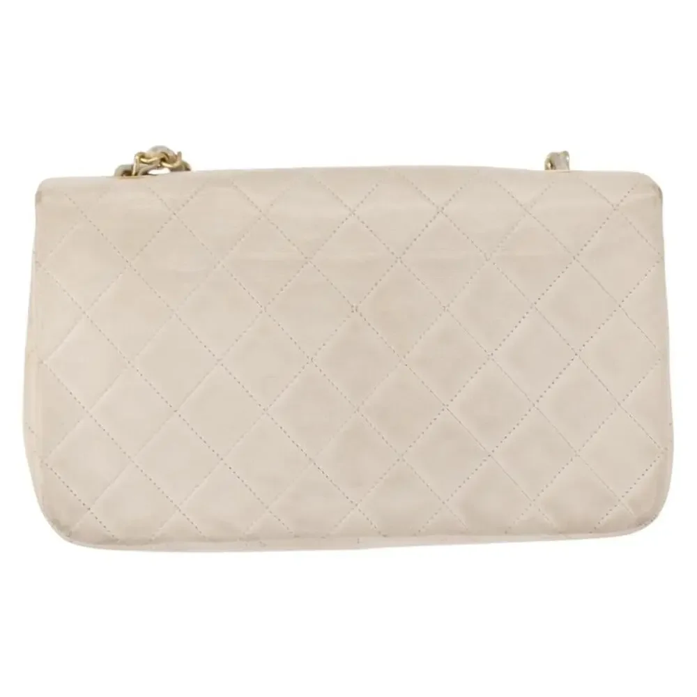 Chanel Matelasse Turn Lock Chain Bag - Picture 2 of 8